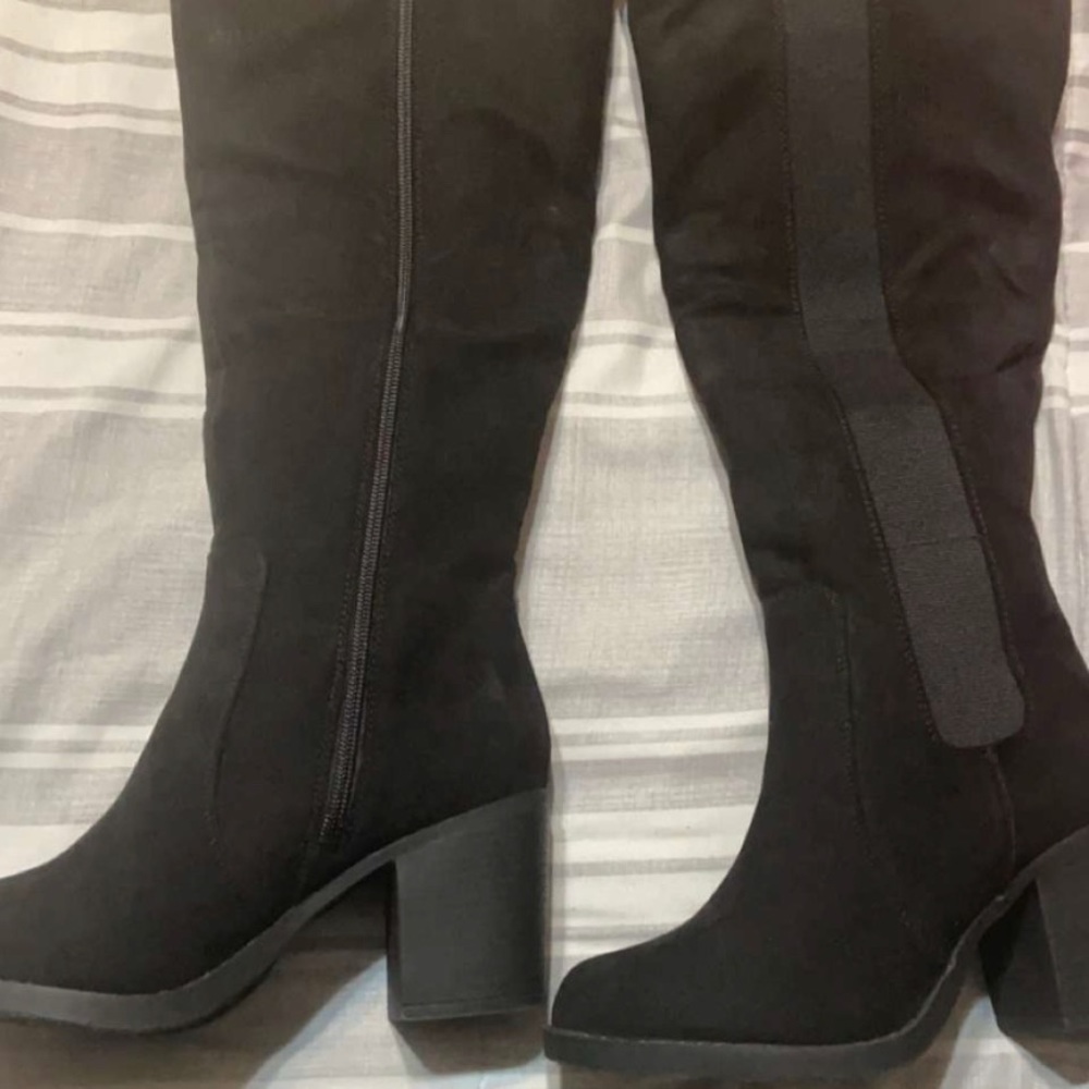 Black knee high boots